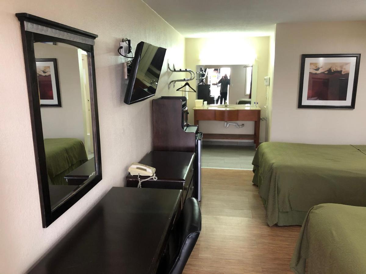 Crossroads Inn เลบานอน ภายนอก รูปภาพ